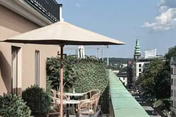 Terass, vy mot öster